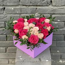 Цветочная композиция из Розы в коробке #REPLACE_PRED# Сясьстройске