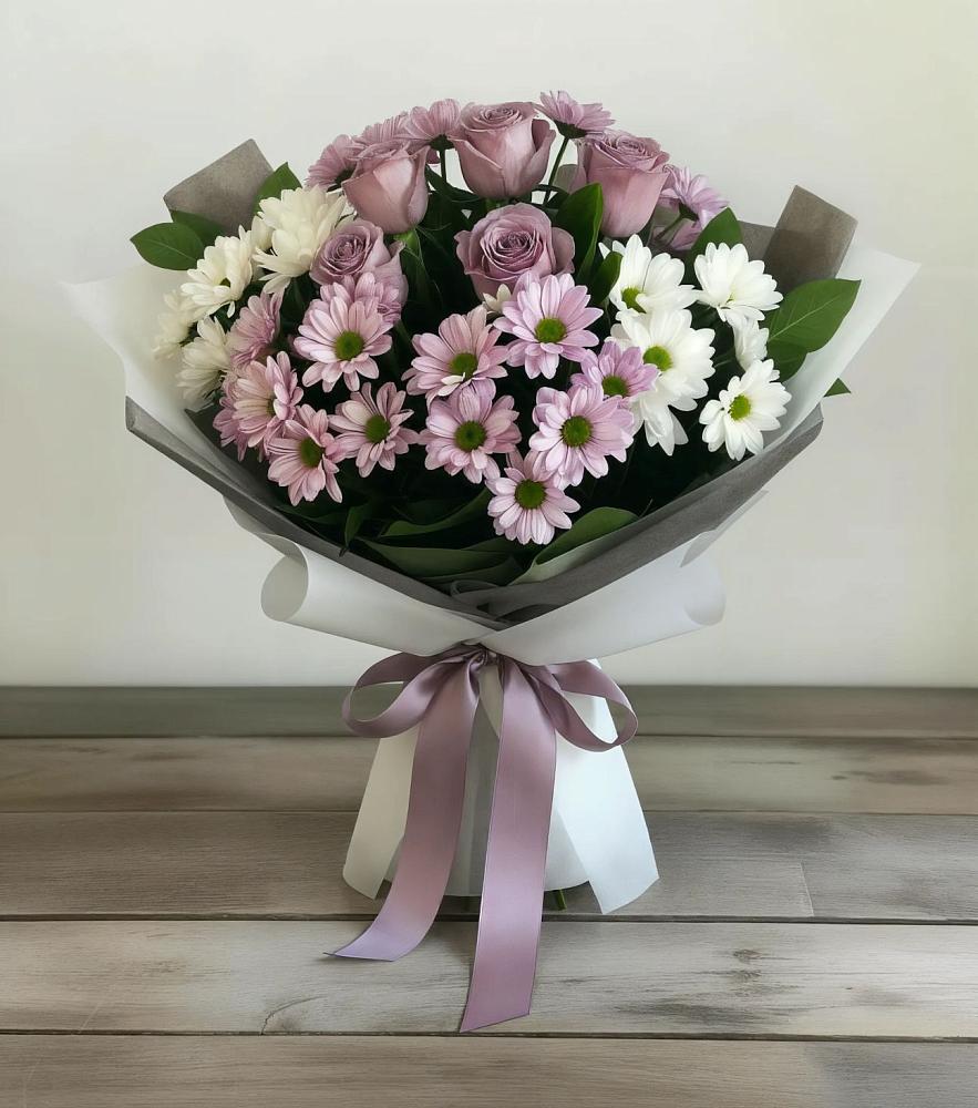 Букет цветов из: Хризантемы и Розы в Сясьстройске