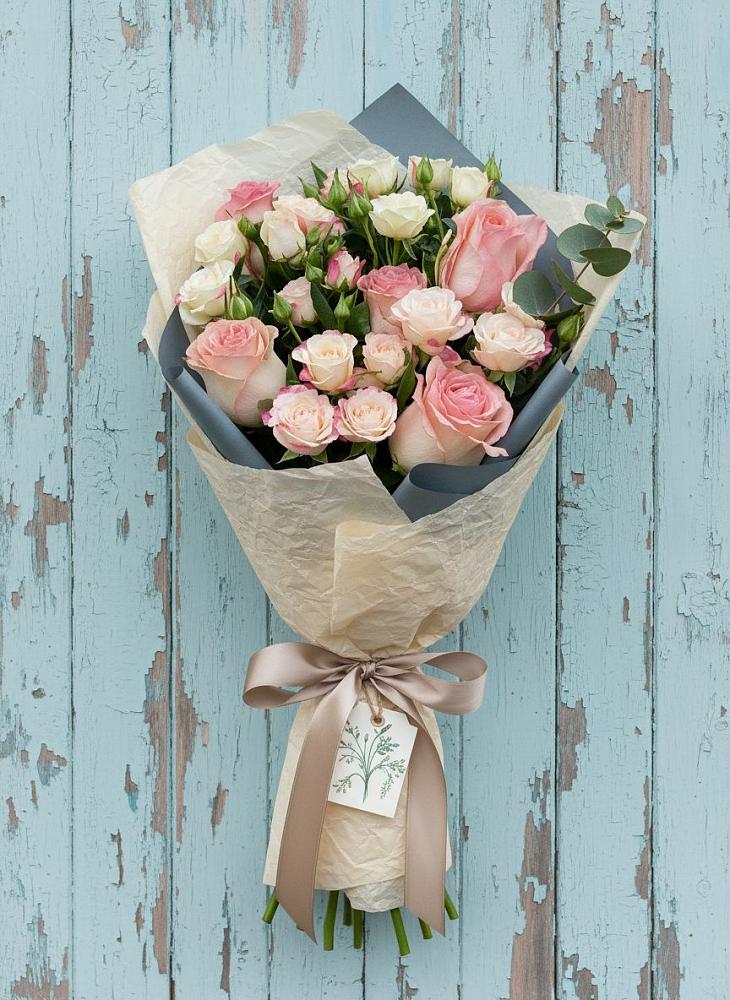 Букет цветов из: Розы в Сясьстройске