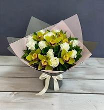 Букет цветов из:  Орхидеи и Розы в Сясьстройске