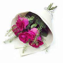 Букет цветов из:  Розы в Сясьстройске