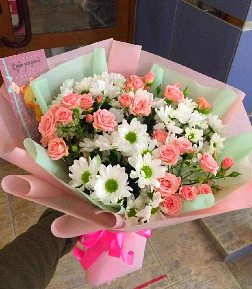 Букет цветов из: Розы и Хризантемы в Сясьстройске