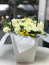 Цветочная композиция из Розы  в Сясьстройске