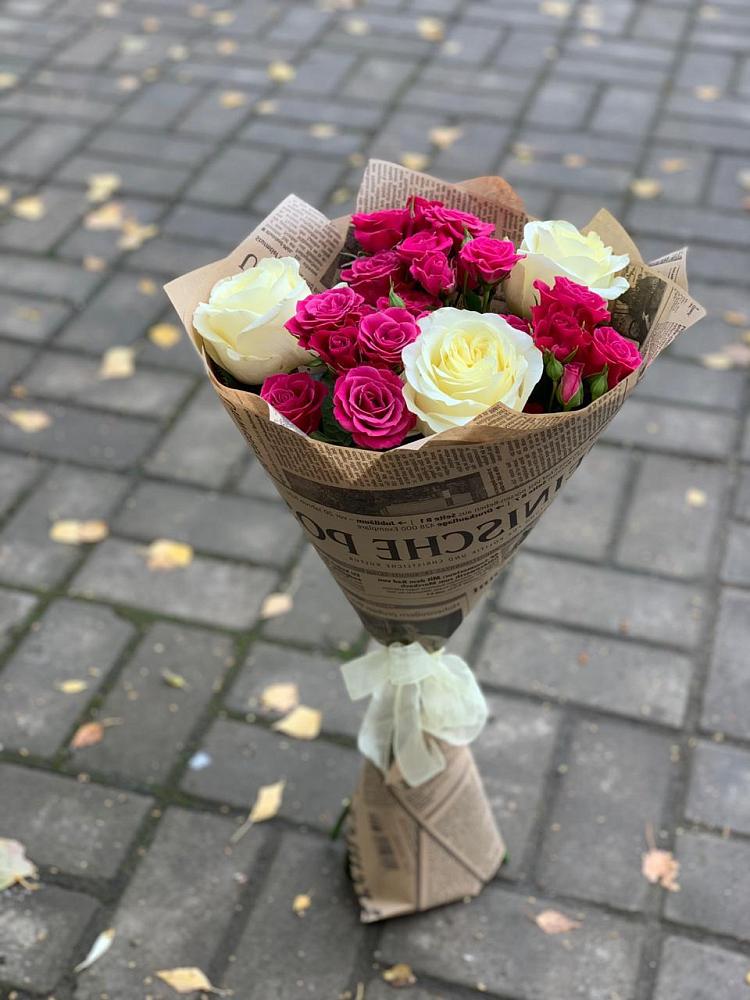 Букет цветов из: Розы в Сясьстройске