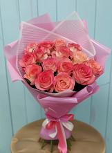 Букет 15 Розовых роз Равель в Сясьстройске