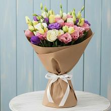 Букет цветов из:  Лизиантусы в Сясьстройске
